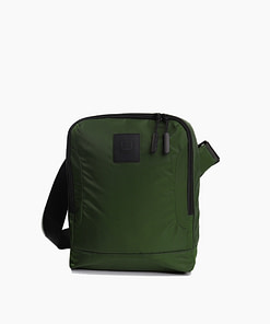 sling bag, Lightweight Sling Bag, shoulder bag, lightweight shoulder bag, water repellant sling bag
